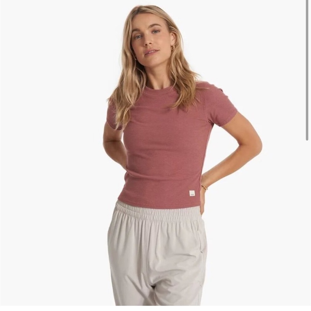 Vuori Mudra Fitted Tee - Large